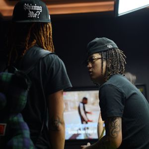 舒淇古装露逼视频
